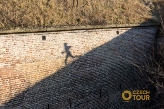 Všechno bývá poprvé: jak jsem se vydala do Terezína na orienťák 📖 👇.

https://o-tour.cz/2022/05/vsechno-byva-poprve-jak-jsem-se-vydala-do-terezina-na-orientak/

#orientak #czechorienteeringtour #czechotour #orienteering